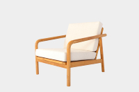 Ensemble de canapés lounge conçu avec des sièges confortables, un cadre robuste et une disposition décontractée pour les espaces de vie intérieurs et extérieurs