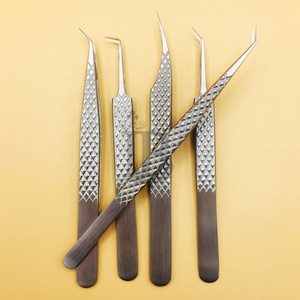 Pince à cils argentée pour extensions de cils, en acier inoxydable, meilleure vente, offre logo, pour cils en vison plats, emballage durable - Product Image 6