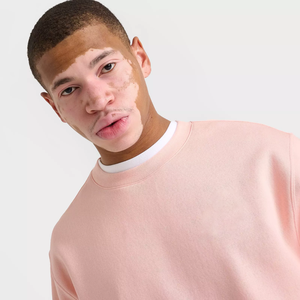 เสื้อฮู้ดดี้ทรงโอเวอร์ไซส์แบบสวมใส่สบาย แขนยาวพิเศษ เหมาะสำหรับใส่เล่นกีฬาในฤดูหนาว ผลิตจากผ้าฝ้ายฟลีซ 100% ระบายอากาศได้ดีและเป็นมิตรต่อสิ่งแวดล้อม - Product Image 5