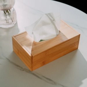 Caja de pañuelos de bambú con tapa de apertura Caja de bambú hecha a mano Decoración de mesa natural ecológica para el hogar Venta al por mayor de Vietnam - Product Image 3