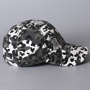 Gorra de béisbol desgastada en blanco al por mayor, lista para bordado personalizado, etiqueta blanca, gorra de papá desgastada, gorra con marca personalizada - Product Image 2