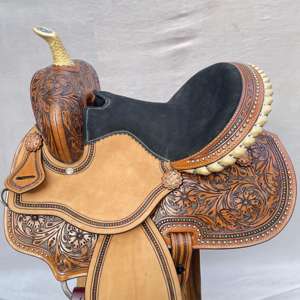 Ensemble de selle western en cuir avec décorations d'art sur bois de qualité supérieure, thème course de barils |   Ensemble de fixation sans clou pour équipement d'équitation en acier inoxydable, façonné à la main - Product Image 1