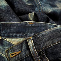 Fabricants de jeans sur mesure, réparation des déchirures, effet de friction PP, 100% coton, jeans évasés pour hommes