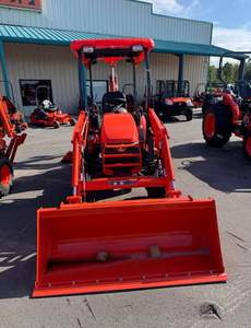 Chargeur de tracteur Kubota B26, pelle rétro, capacité de charge nominale de 200 tonnes, pompe hydraulique Denison, roulement, modèle 2015, 37 kW - Product Image 5