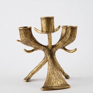 Portavelas de cuerno de aluminio decorativo con superficie adornada tallada Artesano hecho a mano que ofrece acento para interiores - Product Image 4