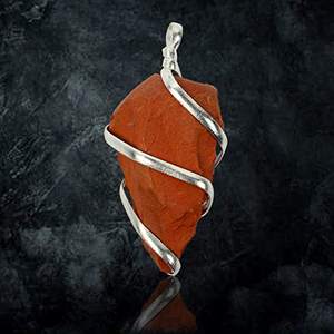 Collar de ágata con colgante envuelto en plata de jaspe rojo de piedras preciosas a la venta, Compre joyas de cristal de Amayra Crystals Exports India - Product Image 4