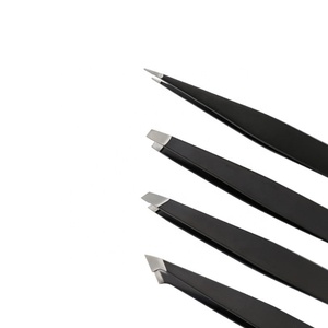 Pinzas Profesionales de Acero Inoxidable con Punta Curva Inclinada para Cejas y Pestañas con Eliminación Precisa de Pelos Faciales - Product Image 1