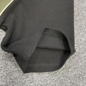 أحدث تصميم شرائط بالجملة ريترو كرة القدم جيرسيه كرة القدم فريق الرجال مخصص فضفاض تسامي ملابس كرة القدم - Product Image 6