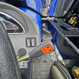 2025 LOVOL TRACTOR Série E 40HP AC Cabine Tracteur Compact - Product Image 6