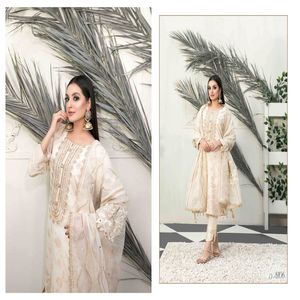 TAWAKKAL Marque Femme Non Cousu Karrandi Banarsi Gala Brodé Salwar Kameez Fantaisie Brodé Dupatta Mariages Evergreen - Product Image 5
