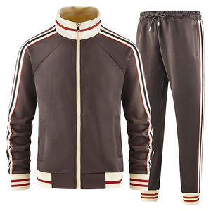 2025 survêtement personnalisé pour hommes de qualité supérieure respirant Jogging tenue décontracté avec sweats à capuche et survêtement pour hommes de haute qualité - Product Image 1