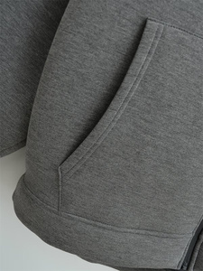 Sweat-shirts à capuche zippés personnalisés par le fabricant, en polaire respirante, décontractés, coupe oversize et courte, pour femmes - Product Image 4