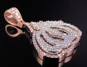 จี้ทรงเรขาคณิตแบบฮิปฮอป เงินแท้ 925 ประดับเพชรโมอิสซาไนต์เกรด VVS ตัวเรือนแบบกรงเล็บ งานสั่งทำพิเศษ เครื่องประดับเด็กชุบทอง - Product Image 2