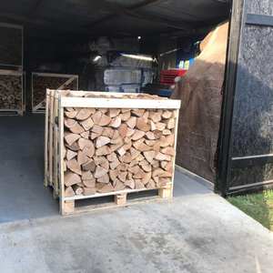 Ofrecemos el mejor valor de la leña de abedul de roble seco en horno en paletas y en bolsas disponibles en Austria a bajo costo en línea - Product Image 3