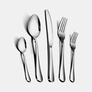 Ensemble de Couverts à Fourchette et Cuillère Design Simplicité de Mariage Poli en Argent à Poignée Martelée - Product Image 2