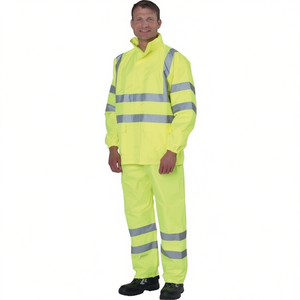 Pantalon de pluie jaune haute visibilité : accessoire essentiel pour la protection contre les intempéries - Product Image 2