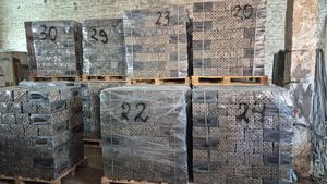 Briquettes de chêne écologiques 400 kg en sac Dumpy - Briquettes de bois de haute qualité pour économiser l'énergie - Poêles et foyers d'intérieur - Product Image 4