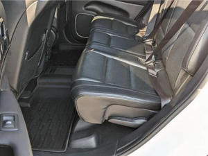 Véhicule d'occasion de luxe de taille moyenne, transmission automatique, intérieur haut de gamme, haute spécification, pour l'exportation, modèle 2023-2024 - Product Image 3