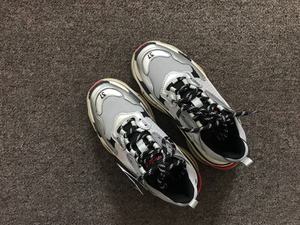 รองเท้ากีฬาลำลองแบบ unisex รองเท้าผ้าใบอเนกประสงค์ ดีไซน์หรูหรา ระบายอากาศได้ดี เหมาะสำหรับเดิน วิ่ง ออกกำลังกาย สำหรับผู้ชายและผู้หญิง - Product Image 4