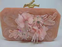 Sac à main en résine bohème à la mode, design unique personnalisé, fait à la main, avec chaînes, forme personnalisée, artisanat en forme de croissant
