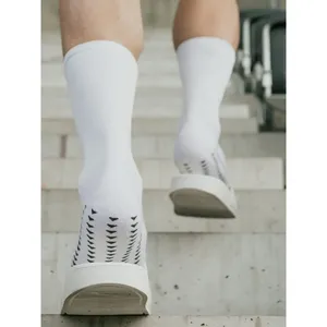 Calzini Sportivi Leggeri in Nylon Unisex Personalizzabili - Attrezzatura Sportiva - Product Image 2