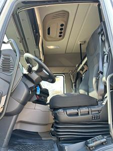 CAMIÓN TRACTOR USADO DAF XG 480 ESTÁNDAR 2023, CABINA ALTA, 519HP, 550.000KM, 6X4, EURO 6 DIÉSEL 299HP, TRANSMISIÓN AUTOMÁTICA - Product Image 6