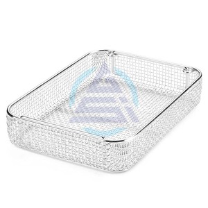 Plateau de stérilisation en maille d'acier inoxydable Poignées de chute Plateau en métal perforé rectangulaire Équipement de stérilisation élevé - Product Image 1