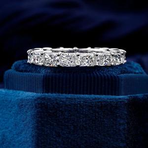 Anillo de diamantes cultivados en laboratorio de corte radiante de Color D E F hermoso anillo de compromiso de plata esterlina VS + regalo de claridad para ella para mujer - Product Image 2