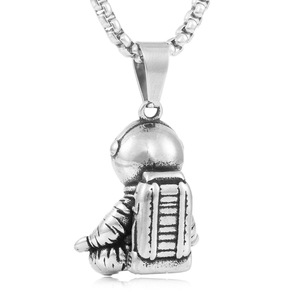Yunnique – pendentif astronaute en acier titane pour femmes, collier unique, Punk, rétro, tendance, à la mode, 280729 - Product Image 2