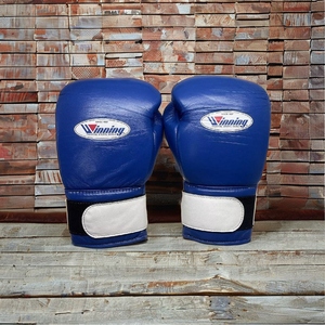 Guantes de Boxeo Profesionales de Cuero Originales Personalizados Winning, Cierre con Cordones, Azul, Blanco, Negro, Absorben la Humedad, Logotipo Personalizado - Product Image 1