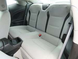 UTILISÉ LHD/RHD 2018 CHEVROLET CAMARO 1LT COUPE RWD - Product Image 2