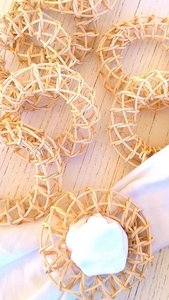 Ronds de serviette en osier naturel durable faits à la main écologiques avec couleur personnalisée pour décoration de fête fabriqués au Vietnam - Product Image 5