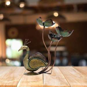 Portavelas Artístico con Diseño de Pavo Real y Loto para Decoración del Hogar, Sala de Estar, Exhibición en Festivales y Uso como Regalo, Listo para Venta al por Mayor - Product Image 2