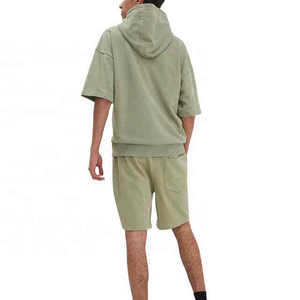 100% coton Gym Fitness Set pour hommes confortable à manches longues à capuche et short pour les séances de gymnastique d'hiver froid - Product Image 4