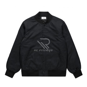 Veste bomber noire pour homme RC FITNESS, couleur unie, fermeture éclair, col rabattu, coupe classique, logo sur la manche gauche, style décontracté - Product Image 6