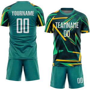 Kit de football par sublimation complète personnalisé pour hommes et femmes maillot de football confortable en tissu doux et léger 100% polyester - Product Image 1