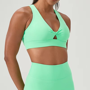 Conjunto de Yoga informal de 2 piezas para mujer, cintura alta, ajustado, tejido elástico, pantalones cortos para correr, sujetador, Tops, traje de gimnasio, ropa de entrenamiento de verano - Product Image 2