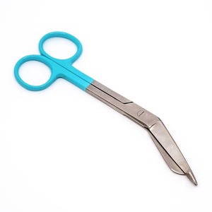 Tijeras para Vendajes de Enfermería HERMANN MEDITECH, Recubiertas, de Acero Inoxidable 30g, Herramienta de Corte Médica con Punta Roma para una Extracción Segura de Apósitos - Product Image 5