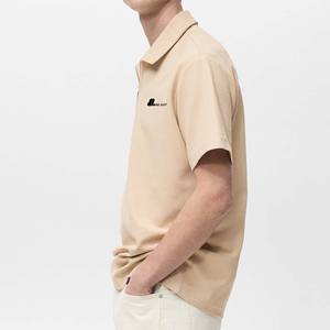 เสื้อเชิ้ตแขนสั้นผู้ชายผ้าใยไผ่ 100% ระบายอากาศดี ซิปหน้าแบบครึ่งซิป ดีไซน์ใหม่สำหรับฤดูร้อน - Product Image 5