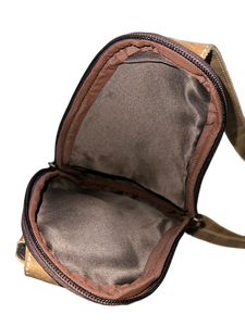 Bolso de pecho de cuero de gamuza artesanal, diseño bohemio con estampado de animales, cremallera, duradero, ecológico, elegante, bandolera para todos - Product Image 4