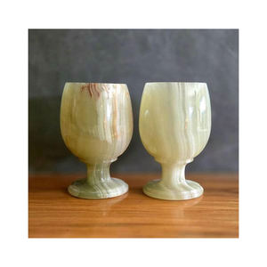 Nouvelle conception, gobelet à vin en onyx, fait à la main, luxueux, élégant, résistant au lave-vaisselle, écologique, durable, décoration d'intérieur, meilleur gobelet décoratif - Product Image 1