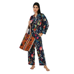 Ensemble de vêtements de détente de luxe pour le printemps, pyjama doux en tissu, comprenant un pantalon de nuit Panama imprimé à la main, confortable, en pur coton - Product Image 2