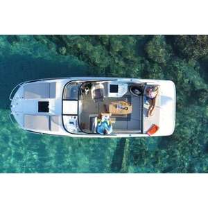Bateau sport à moteur interne Bayliner VR6 Cuddy 2026 6,84x2,45m - Product Image 1