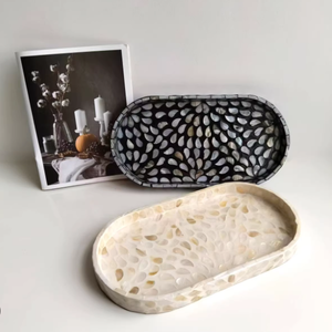 Elegante bandeja ovalada de MDF con incrustaciones de nácar, bandeja decorativa para servir para sala de estar, baño y comedor hecha en Vietnam - Product Image 4