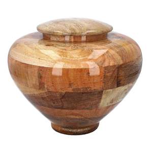 Urna Funeraria de Madera Pulida de Primera Calidad con Diseño Elegante y Alto, Acabado Natural Rico, Cierre Seguro para Cenizas Conmemorativas de Adultos - Product Image 1