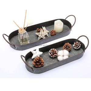 Plateau de service rectangulaire en or élégant avec design complexe et finition lisse, idéal pour une décoration intérieure élégante et divertissante - Product Image 3