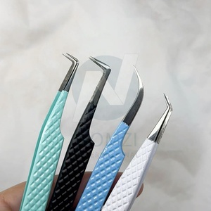 2024 Instruments de cils en acier inoxydable d'impression de logo personnalisé Nouvelle pince à épiler pointue de conception pour des extensions de cils de volume durables - Product Image 6