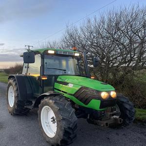 Tracteur de ferme Deutz Fahr 4X4 boîte de vitesses de roulement de moteur diesel pour les champs agricoles livraison rapide garantie performance fiable - Product Image 2