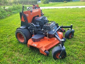 ลดความซับซ้อนของภูมิทัศน์ของคุณ: Kubota SZ26661เครื่องตัดหญ้า - Product Image 5