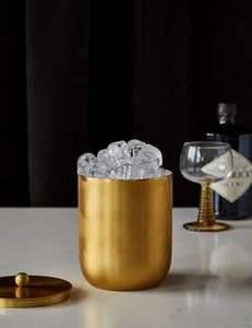 Seau à glace décoratif en laiton parfait pour le service de fête avec un design vintage et une surface polie dorée classique - Product Image 1